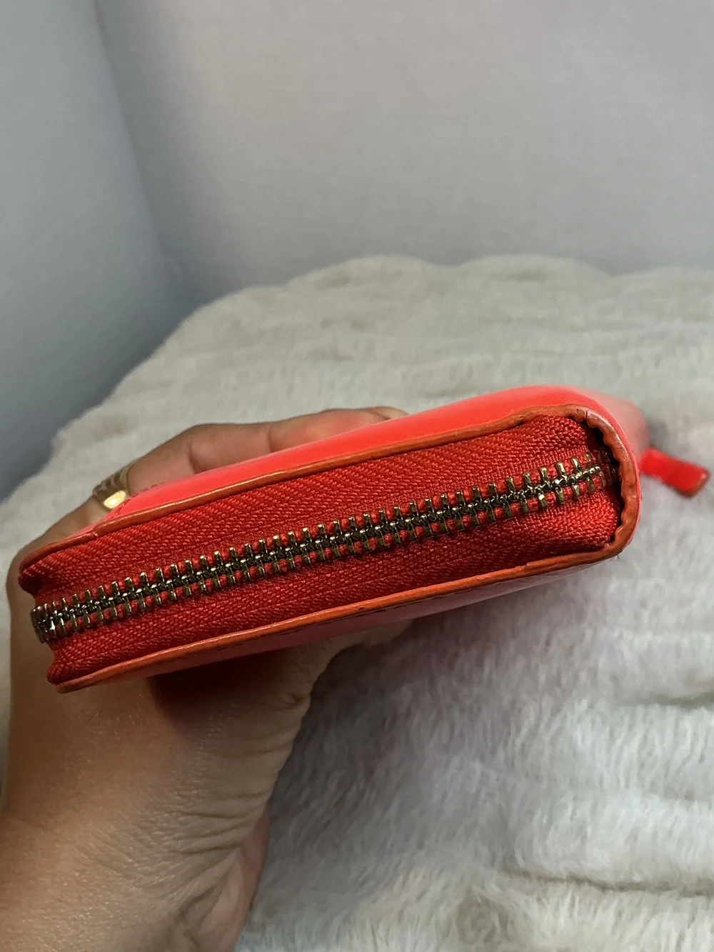 Kate Spade New York Bright Orange/Red Leather Zip Wallet – Great Condition